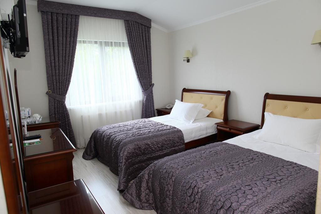 Prima Villa Guest House Vinița Cameră foto